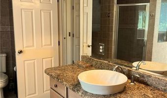 27 Venturi Grn B, North Providence, RI 02904