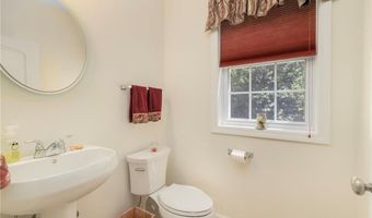 78 Ginger Trl, Coventry, RI 02816