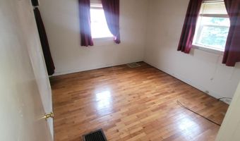 616 32nd St, Allegan, MI 49010