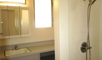1664 Piikea St, Honolulu, HI 96818