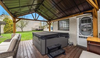 6507 Dyke Rd, Algonac, MI 48001