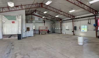 316 1st St, Aurora, NE 68818