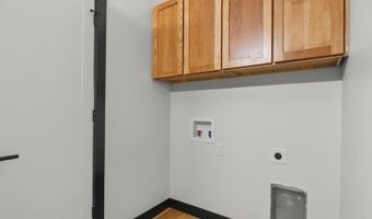 1165 Salm Dr, North Liberty, IA 52317