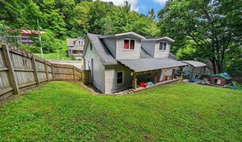 173 Market St, Aurora, IN 47001