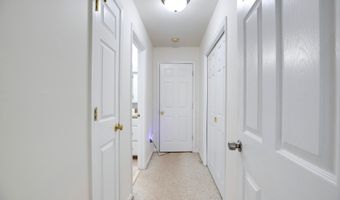 7108 LANIER St, Annandale, VA 22003