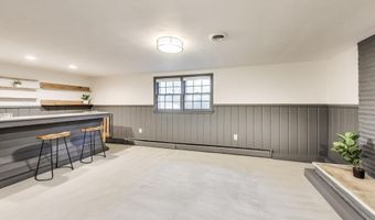 4422 NEPTUNE Dr, Alexandria, VA 22309