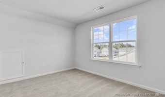 638 Pine Dune Ln, Aberdeen, NC 28315