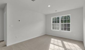 725 Lazy Elm Ln, Aberdeen, NC 28315