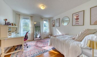 34 Hanover Farms Rd, Bolton, CT 06043