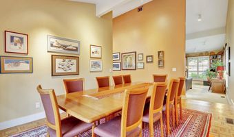 4040 Wispen Cir, Anchorage, AK 99517