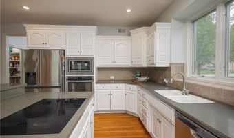 4417 N 141st St, Basehor, KS 66007