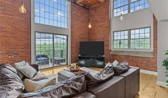1 Tupperware Dr 239, North Smithfield, RI 02896