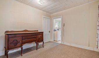 9 Willow St, Auburn, ME 04210