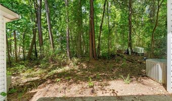 7220 Crestside Dr, Austell, GA 30168