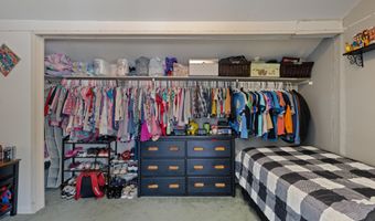 1293 Starveout Creek Rd, Azalea, OR 97410