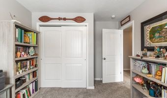 4139 E Fairview Dr, Ammon, ID 83406