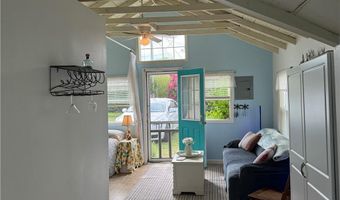 64 Burnside Ave, Narragansett, RI 02882