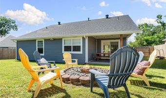 13 Greenridge Ln, Bentonville, AR 72712