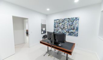 5044 Hickory Pointe Woods SE, Ada, MI 49301