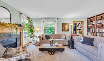 1372 Earhart Ave, Akron, OH 44320