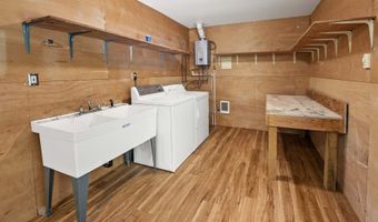 89022 WELCH Rd, Astoria, OR 97103