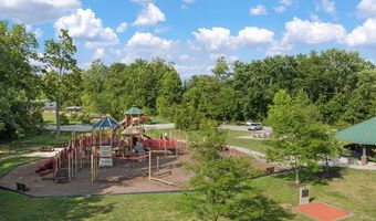 647 Bridgeman Rd, Avon, IN 46123