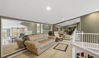 3201 Asher Rd, Ann Arbor, MI 48104