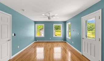 9 Hounds Way, Bath, ME 04530