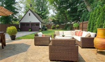 165 Lamarck Dr, Amherst, NY 14226
