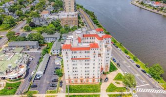 400 Deal Lake Dr 3F, Asbury Park, NJ 07712