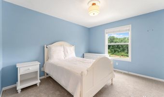 926 Dogwood Meadows Dr SE 45, Ada, MI 49301
