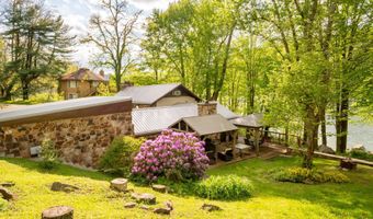 750 LAKE SIDE Rd, Addison, PA 15411