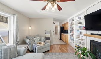 65 SKUNK HILL Rd, Hopkinton, RI 02832