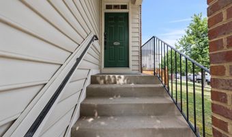 24687 KINGS CANYON Sq, Aldie, VA 20105