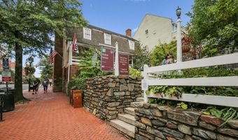 973 POWHATAN St, Alexandria, VA 22314