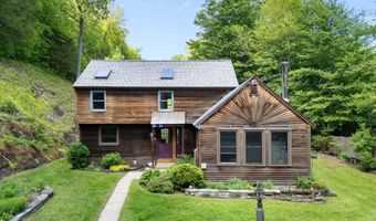 25-27 Gingko Ln, Brattleboro, VT 05301