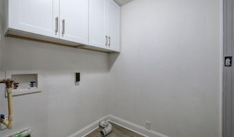 4749 COX St SE, Acworth, GA 30101