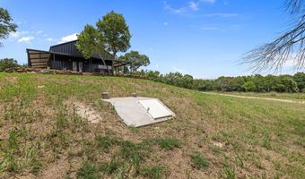 707 Wells Ln, Weatherford, TX 76085
