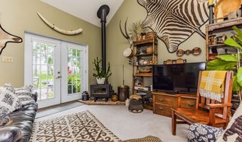 12801 E Edgewater Dr, Albany, IN 47320