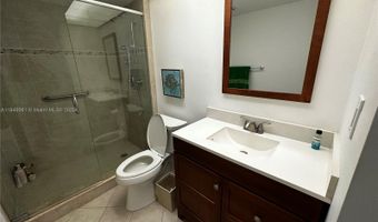 19707 Turnberry Way 15B, Aventura, FL 33180
