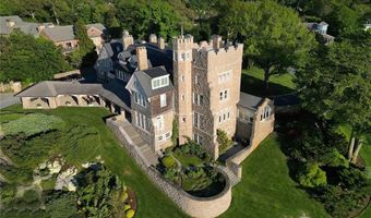 127 Harrison Ave 7, Newport, RI 02840