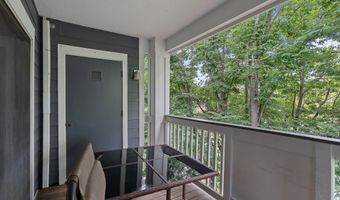 20322 BEECHWOOD Ter 301, Ashburn, VA 20147