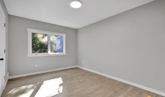 2215 Sunburst Cir, Anchorage, AK 99501