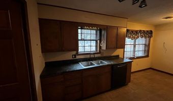 222 Pine Ln, Batesville, MS 38606