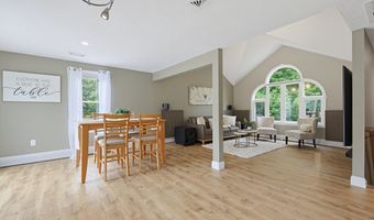 460 Richardson Ave, Attleboro, MA 02703