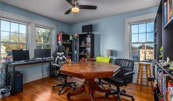 83 Lyndon Rd, Cranston, RI 02905