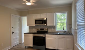 46 Holbrook St, Ansonia, CT 06401