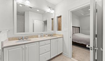 1815 POTOMAC GREENS Dr, Alexandria, VA 22314