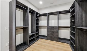 9105 Villa Ridge Dr, Las Vegas, NV 89134