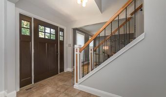 1515 Rosewood Terrace Dr, Ballwin, MO 63021